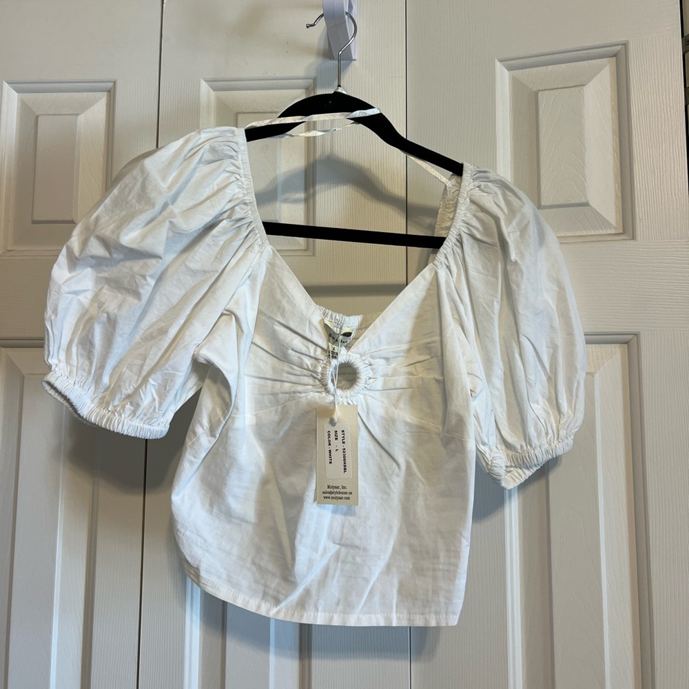 White Puff-Sleeve Square Neck Crop Top with Front Ring Detail